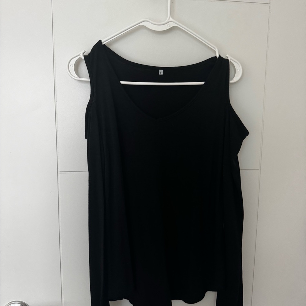 Black Sleeveless Top